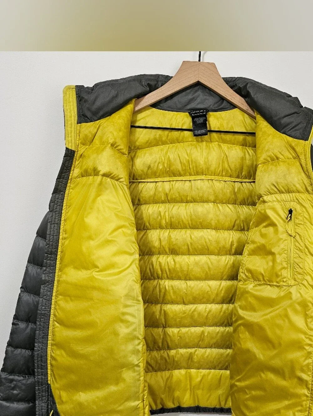The North Face Mens 700 Down Puffer